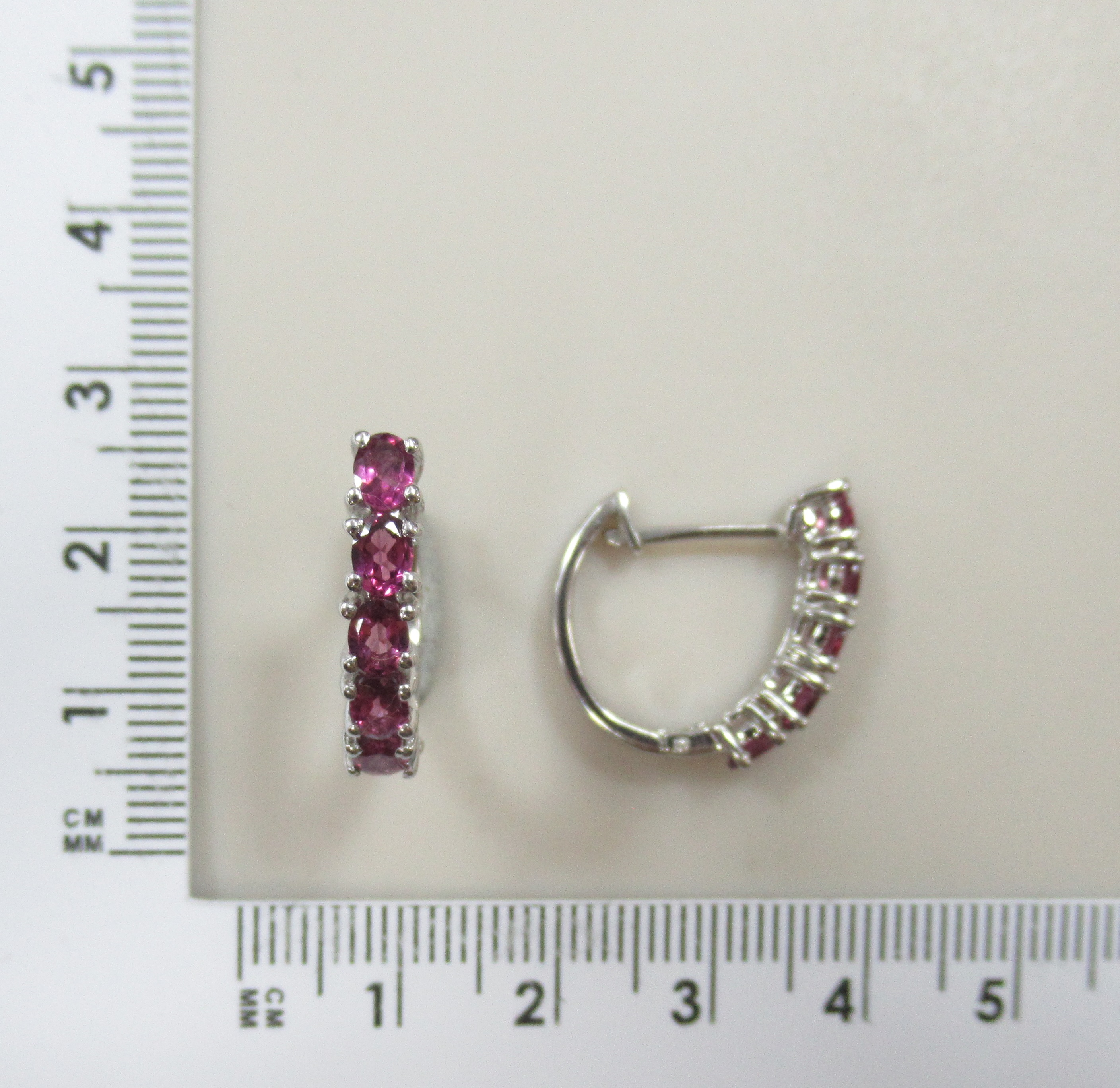 Серебряные серьги с гранатами Умбалит